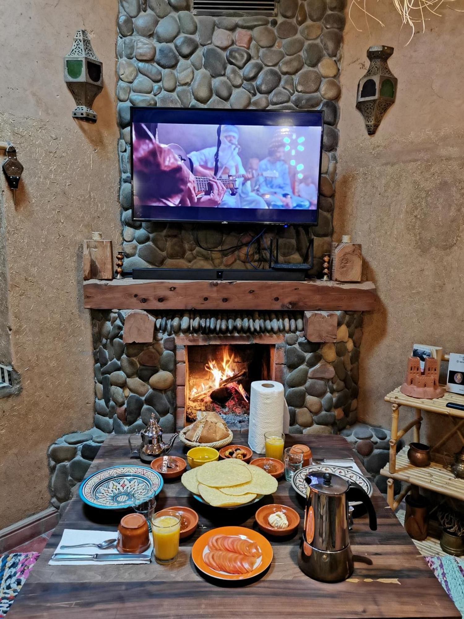 Maison D'Hote Tamatart - Homestay Kelaat-M'Gouna Exterior foto
